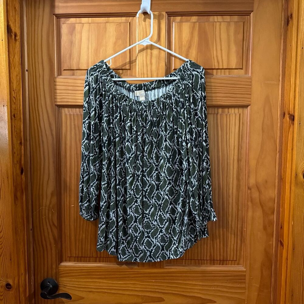 Women's Micheals Kors Green Snake Print Long Sleeve Blouse Size M